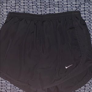 Black nike shorts